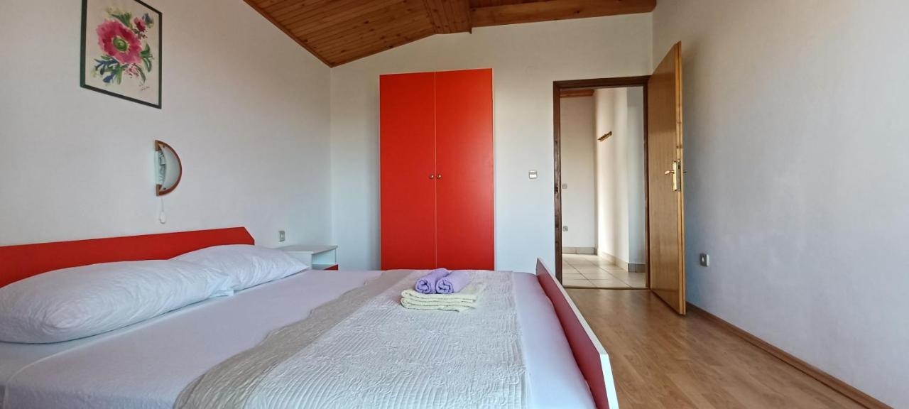 Apartments & Rooms Mila Banjol Exterior photo